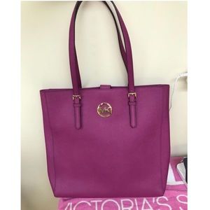 Michael Kors Tote